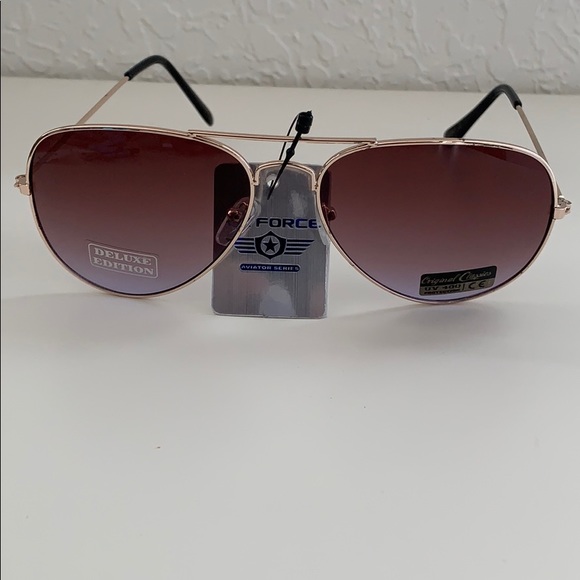 Accessories - 🆕 🆑 SUNGLASSES